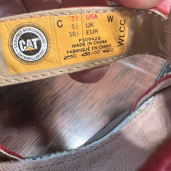 7-1/2W CAT (Caterpillar) sandals - Picture 3 of 6